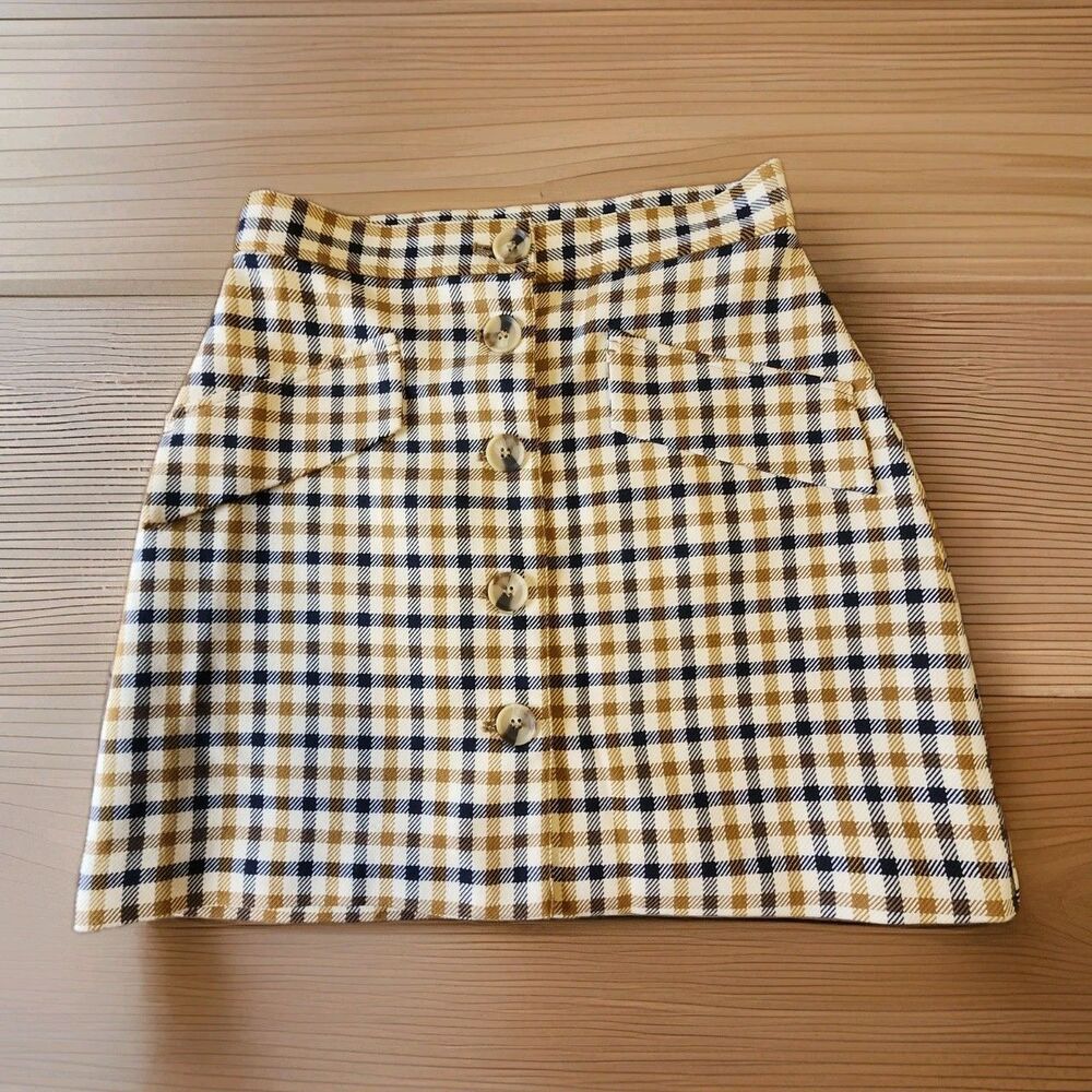 H&M Mini Skirt Women's Size 6 Plaid Mustard Yellow Navy Blue Buttons Faux Pocket